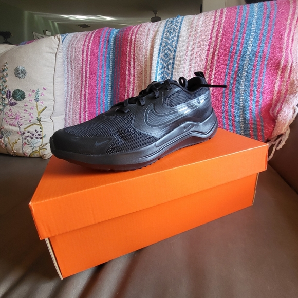 💫 Nike Kids Cosmic Runner 💫 NEW! - Picture 8 of 8